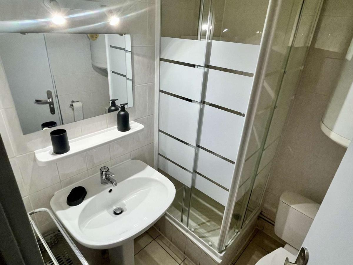 Studio Cabine Avec Terrasse 4 Pers, Acces Direct Plage, Tv, Animaux Admis - Argeles-Sur-Mer - Fr-1-225-798 Dış mekan fotoğraf